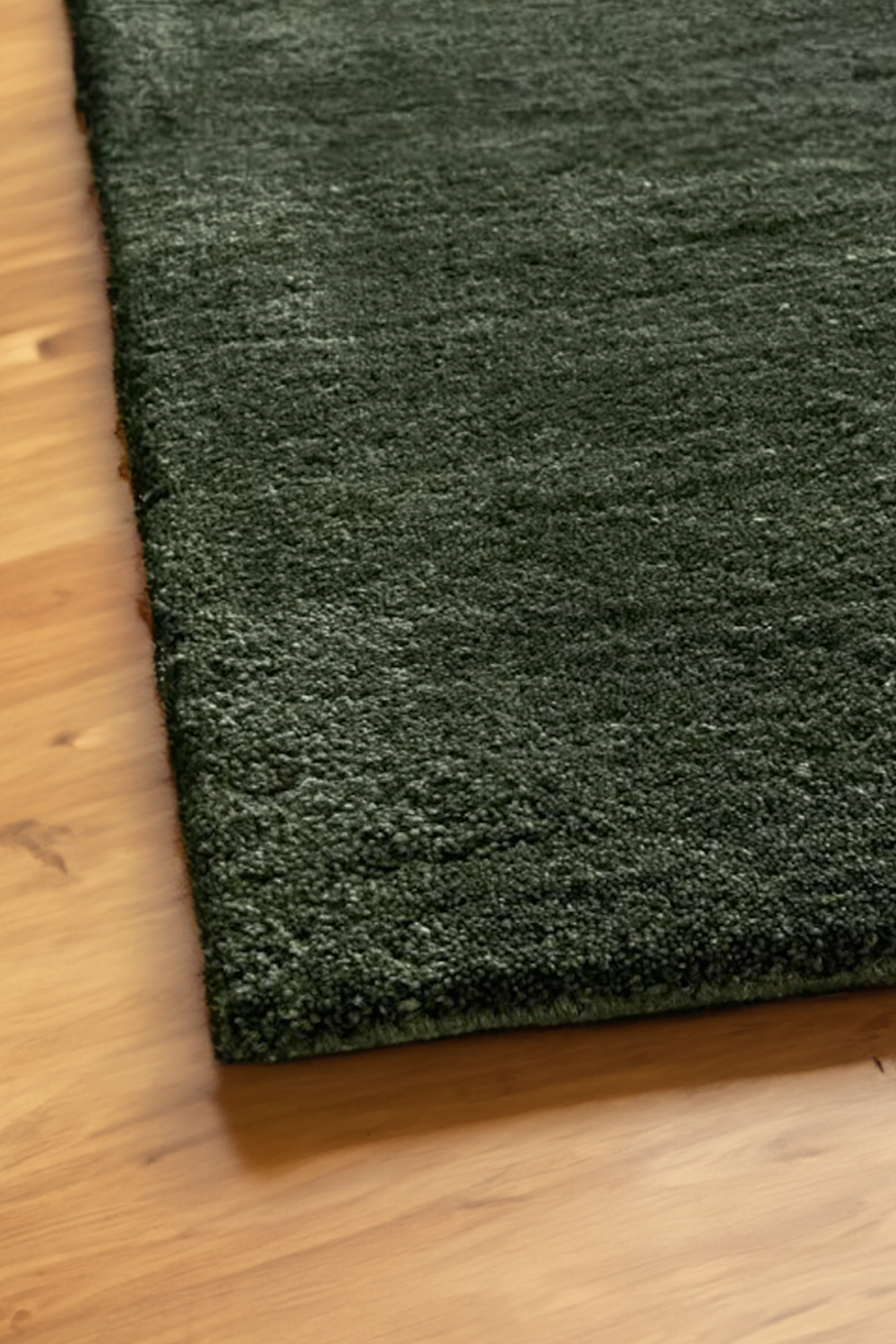 High-Quality New Zealand Wool Rug with Sophisticated Color Block Design