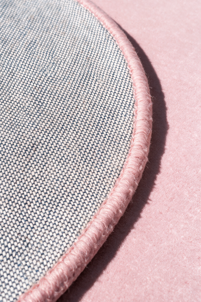 Light Pink Round Hand-Tufted New Zealand Wool Rug