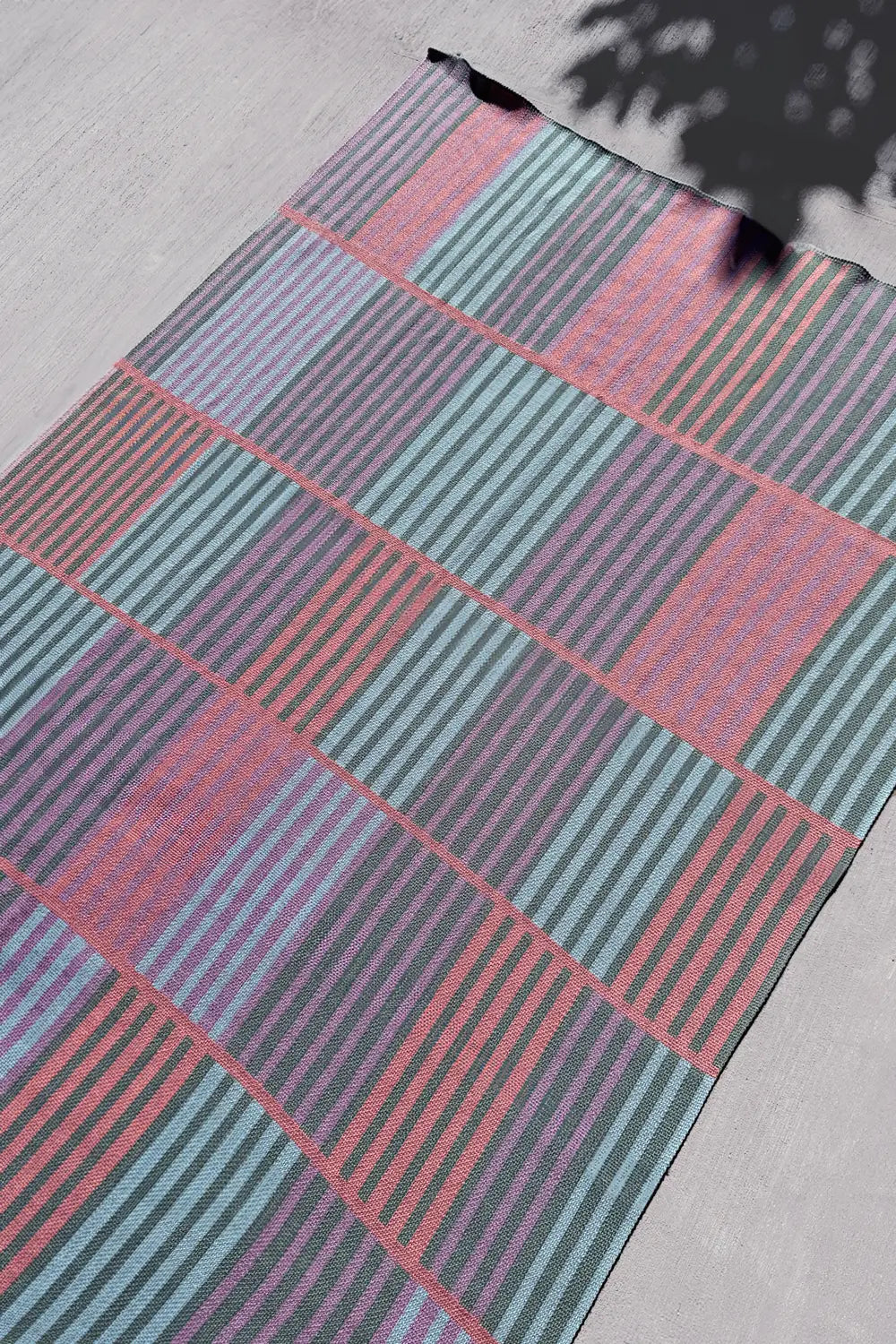 Colorful Modern Striped Organic Cotton Throw Blanket for Couch