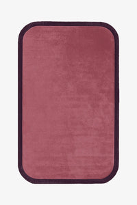 5x8 pink wool rug with burgundy border, minimalist style
