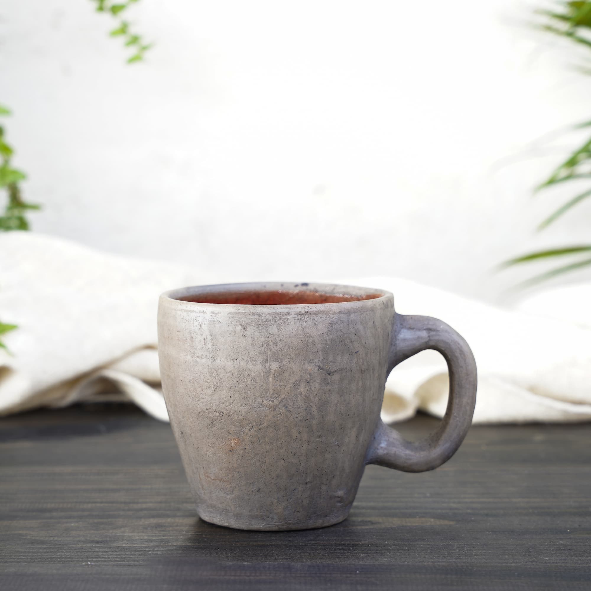 Large Gray and Red Handmade Ceramic Mug by Taller Pitao Copycha, featuring coffee and taupe marbling.