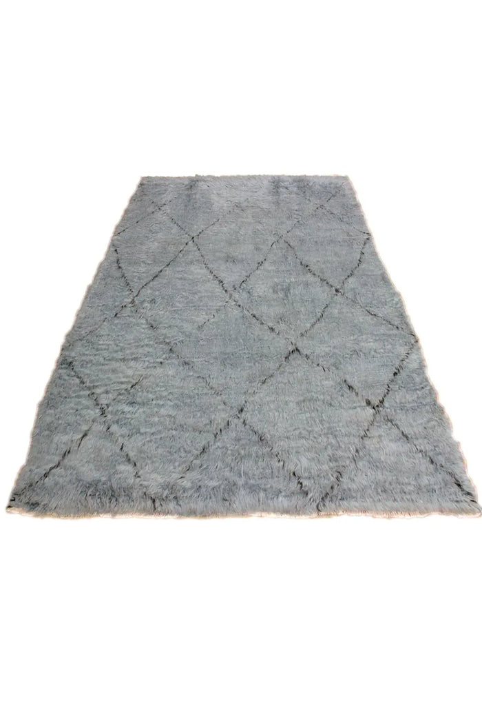 Light gray neutral shag area rug with diamond pattern, styled for oversized rugs like 9x12 or cozy 5x8 layouts in modern and minimalist spaces