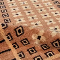 hand knotted rug soft wool texture pattern