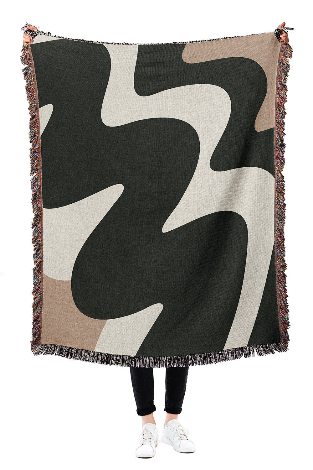 Black and White Zig Zag Cotton Woven Throw Blanket showcasing a classic black and white zigzag design.